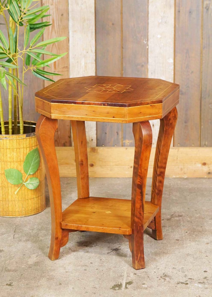 Sierlijk oud achthoekig houten bijzettafeltje met inlegwerk ‘blokken/pijlen’ uit Frankrijk – brocante bijzettafel - Afbeelding 2