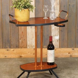 Vintage bijzettafeltje jaren 60/70 met formica blad en asbak – rokerstafeltje – rooktafeltje