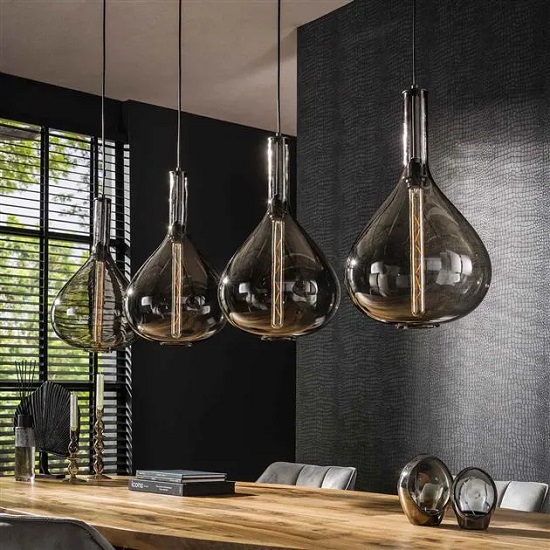 Hanglamp vier glazen bollen